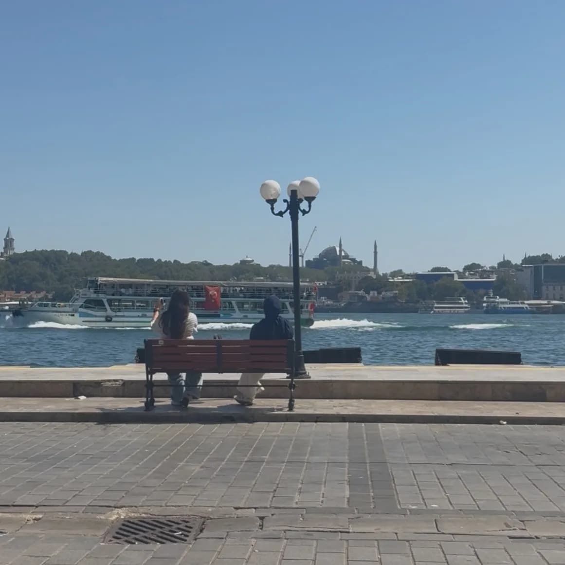 ☕ Manzara Mükemmel, Hesabı Sürprizsiz: İstanbul'un En İyi Kahve Noktası! — 3