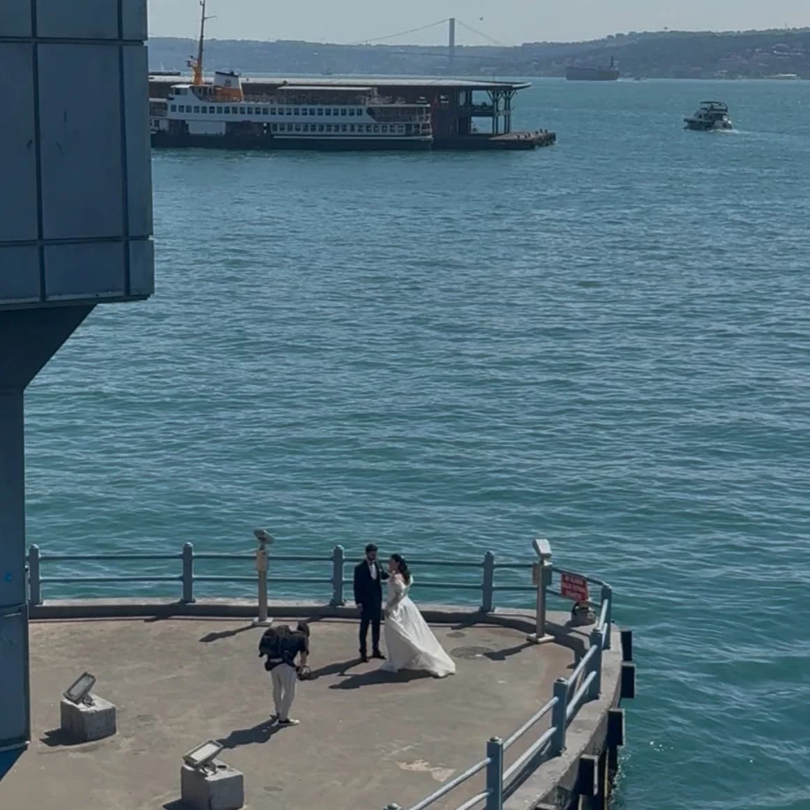 İki Kıtanın Kesiştiği Yerde Anı Ölümsüzleştirmek: Galata Köprüsü Dış Çekim Rehberi — 3