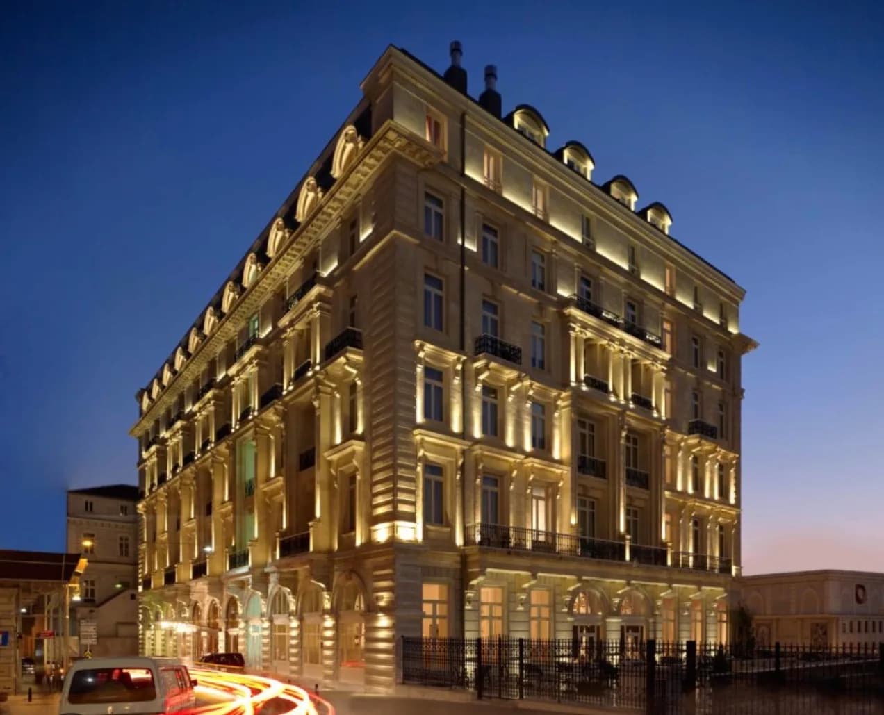 Agatha Christie’nin Gizemli Doğu Ekspresinde Cinayet’i Yazdığı Yer: Pera Palace Hotel — 2
