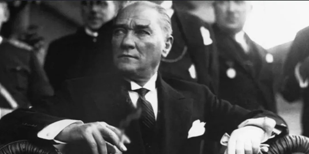 Who Is Atatürk, Father of the Turks? Guide to August 30 Victory Day and Anıtkabir